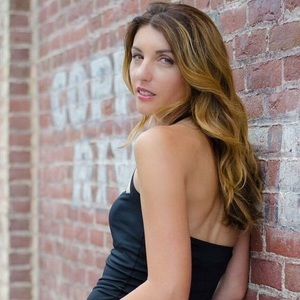 Meet your Posher, Nada